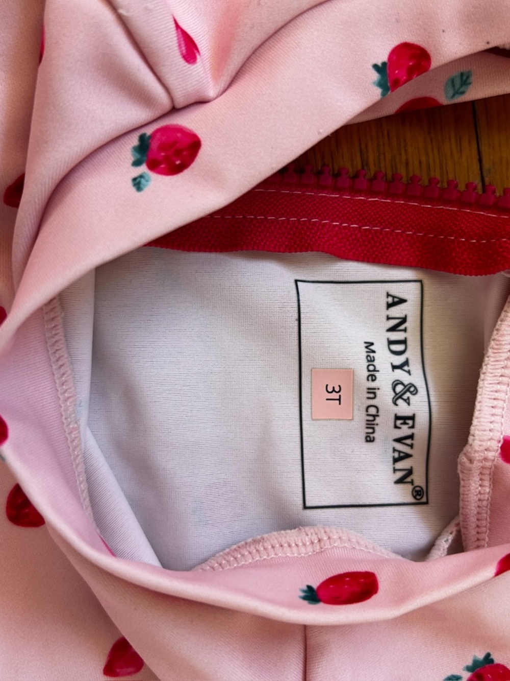 Two 3T Andy & Evan Rashguards - Picture 6 of 6